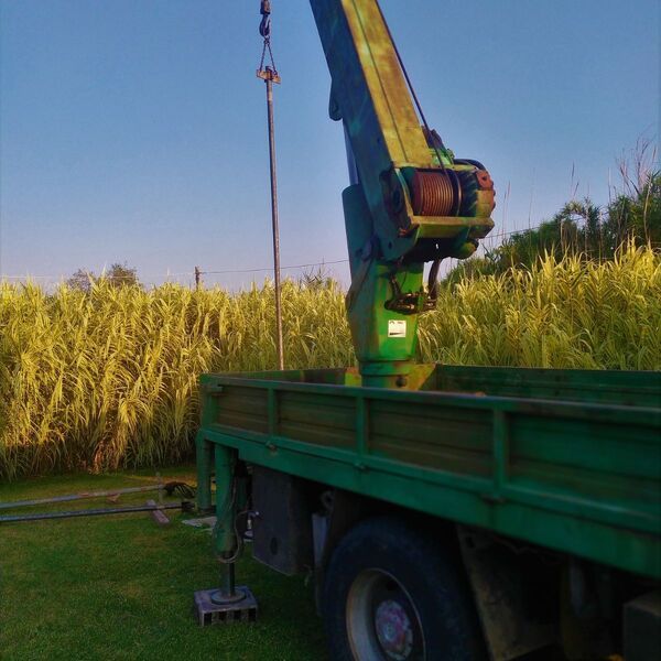 Εξαγωγή Σωληνών από Γεώτρηση με τη Βοήθεια Γερανού